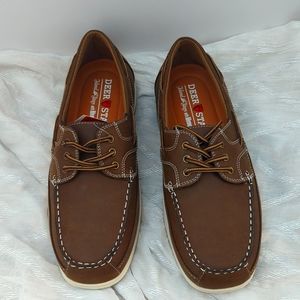Mitch boat shoe from deer stags with the casual look you have been looking for